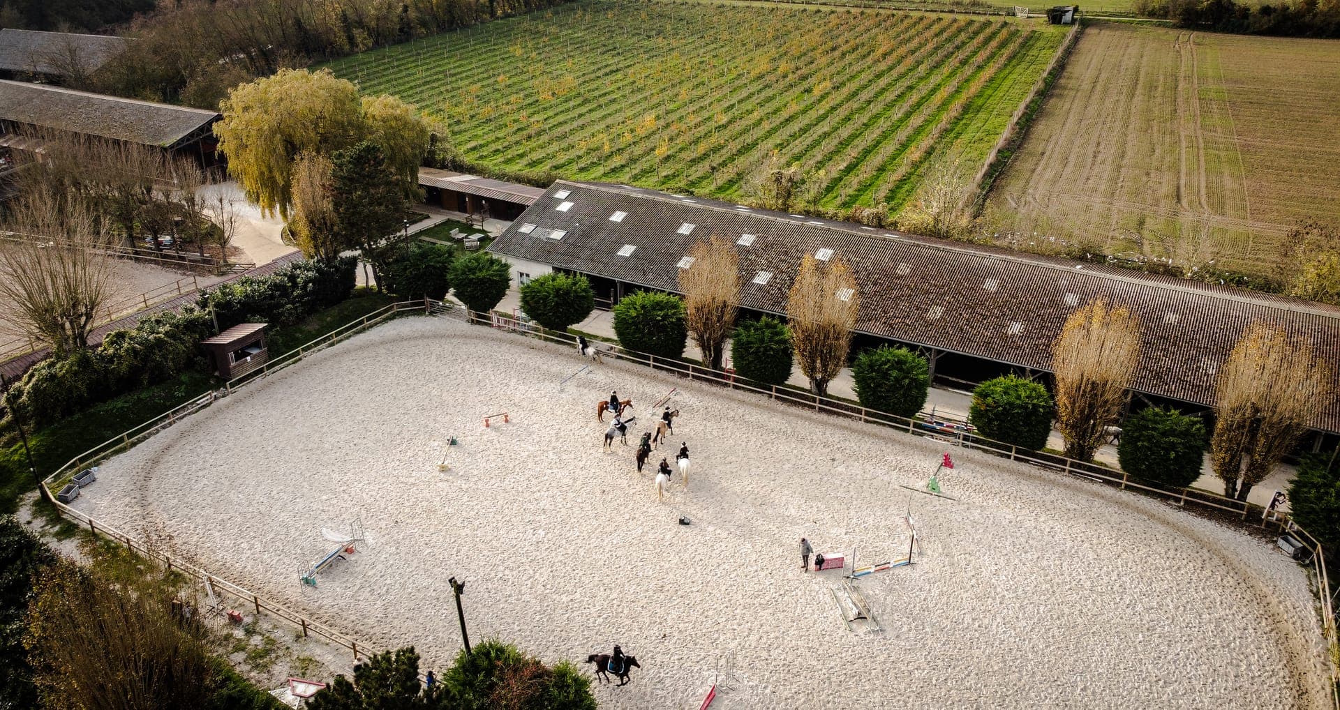 3 Carrières extérieures